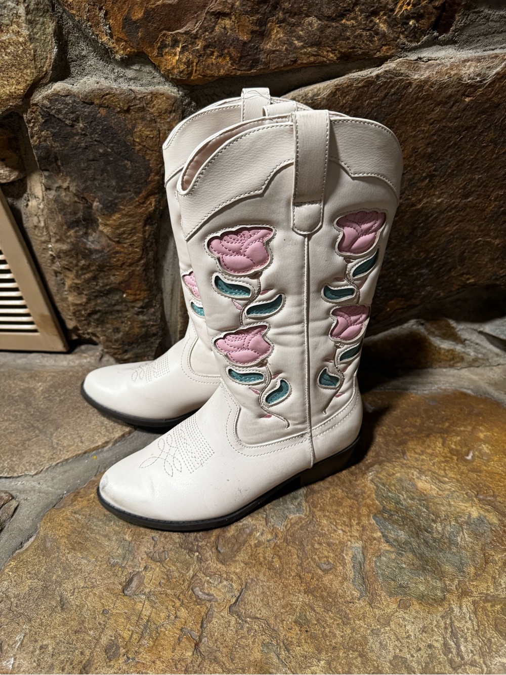 White Floral Embroidered Western Boots - Women's